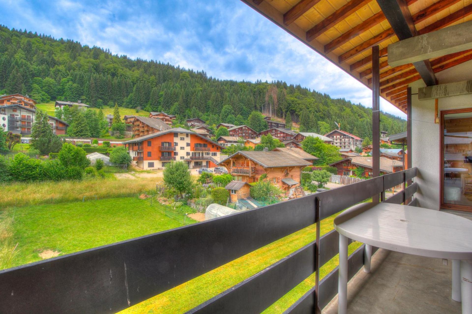 Le Jangilau Apartamento Morzine Exterior foto